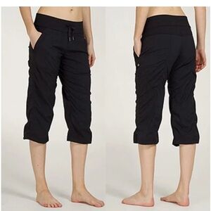 Lululemon Studio Crop pants size 8